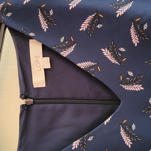 Loft Spring dress - Picture 2 of 5